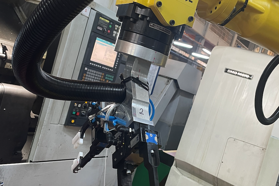 ROBOTIC CNC LOADING&UNLOADING